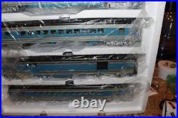 MTH Electro Motive 70' ABS Smooth Streamlined 5 Car Passenger Set 20-6534 LN