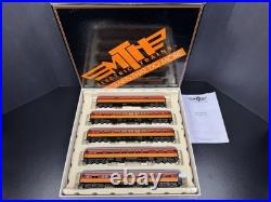 MTH HO 80-40010 Milwaukee Road Pullman heavyweight 5-car passenger set LNIB