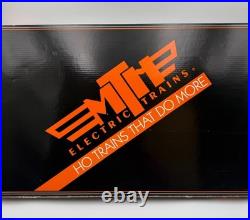 MTH HO 80-60001 Southern Pacific Daylight 8-Car Passenger Train Set. IOB