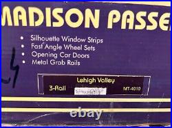MTH MT-4010 Lehigh Valley Madison 5-Car Passenger Set MTH MT-4010 Lehigh Valley Madison 5-Car Passenger Set