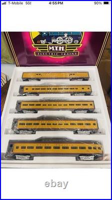 MTH MT-6506 Union Pacific Alum. 70' 5-Car Passenger Set O-Gauge