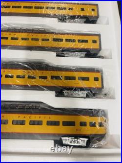 MTH MT-6506 Union Pacific Alum. 70' 5-Car Passenger Set O-Gauge New