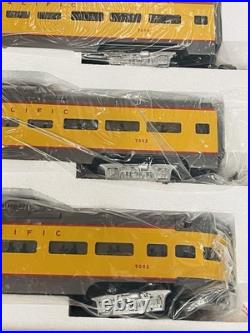 MTH MT-6506 Union Pacific Alum. 70' 5-Car Passenger Set O-Gauge New