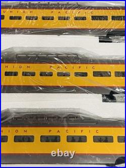 MTH MT-6506 Union Pacific Alum. 70' 5-Car Passenger Set O-Gauge New