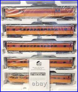 MTH O Scale 70' ABS Passenger Set Smooth 5 Car Milwaukee Road 20-65019