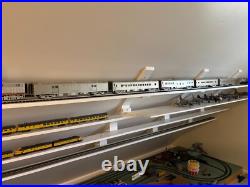 MTH Premier 20-65136 Santa Fe 5 Car Smooth Side 70' Passenger Set-Highly Detaile