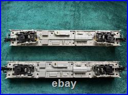 MTH Premier 20-65136 Santa Fe 5 Car Smooth Side 70' Passenger Set-Highly Detaile