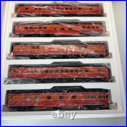 MTH Premier 20-6523 Southern Pacific Daylight Stream 5-Car Passenger Set Used O