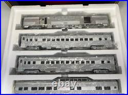 MTH Premier 20-6543 Santa Fe Streamlined 70' 5 Car Passenger Set Used O Damaged MTH Premier 20-6543 Santa Fe Streamlined 70' 5 Car Passenger Set Used O Damaged