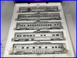 MTH Premier 20-6543 Santa Fe Streamlined 70' 5 Car Passenger Set Used O Damaged MTH Premier 20-6543 Santa Fe Streamlined 70' 5 Car Passenger Set Used O Damaged