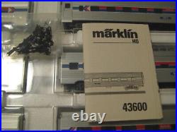 Marklin H0 43600 USA AMTRAK Streamliner 6 Passenger Car Set withaccessories