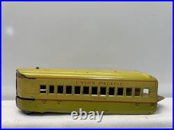 Marx M10000 Tin Union Pacific Articulated Passenger Set Yellow & Cream with2 cars