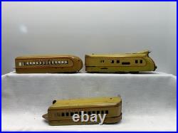 Marx M10000 Tin Union Pacific Articulated Passenger Set Yellow & Cream with2 cars