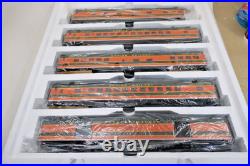 Mth Premier Great Northern 5 Car 70' Streamlined Passenger Set 20-6551 O Scale Mth Premier Great Northern 5 Car 70' Streamlined Passenger Set 20-6551 O Scale