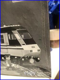 NEW LEGO 10001 Legends Metroliner Train 9V Engine Cars Platform 1991 SEALED