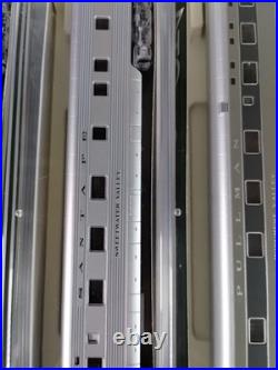 NOS KATO N Scale #106-1401 Smoothside Passenger Car Set E Santa Fe 4 Car Set