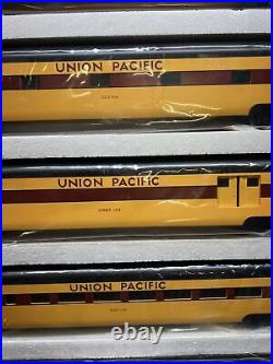 NOS Weaver O Scale 3 Rail Union Pacific Yellow Aluminum 5 Car Passenger Set