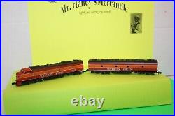 N SCALE CON-COR Southern Pacific Daylight 12 PIECE PASSENGER CAR SET 0001-004302