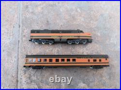 N Scale Empire Builder RUNNING Passenger Car Train Set w PA1 Alco Diesel used