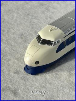 Nice KATO Japanese Bullet Train 2- Engine/2-Car Passenger Set N GAUGE
