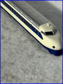 Nice KATO Japanese Bullet Train 2- Engine/2-Car Passenger Set N GAUGE