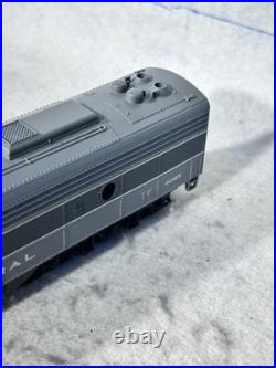 Nice Rivarossi/IHC NYC RR E-8/9 A and B/7 Car Passenger Set HO Locos Ex Boxes