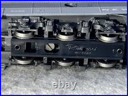 Nice Rivarossi/IHC NYC RR E-8/9 A and B/7 Car Passenger Set HO Locos Ex Boxes