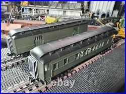 O Scale 2 Car Passenger Set for Your Train Layout by MTH