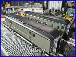 O Scale 2 Car Passenger Set for Your Train Layout by MTH
