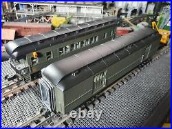 O Scale 2 Car Passenger Set for Your Train Layout by MTH