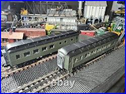 O Scale 2 Car Passenger Set for Your Train Layout by MTH