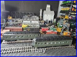 O Scale 2 Car Passenger Set for Your Train Layout by MTH
