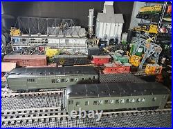 O Scale 2 Car Passenger Set for Your Train Layout by MTH
