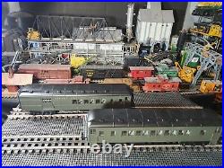 O Scale 2 Car Passenger Set for Your Train Layout by MTH