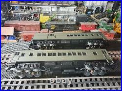 O Scale 2 Car Passenger Set for Your Train Layout by MTH