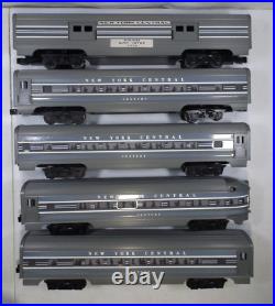 O gauge Williams NYC aluminum Century passenger set in original boxes (lot 9733)