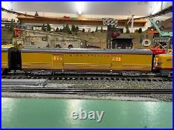 RARE O scale MTH UP ALCO PA Locomotives With Matching 4 Car passenger Set