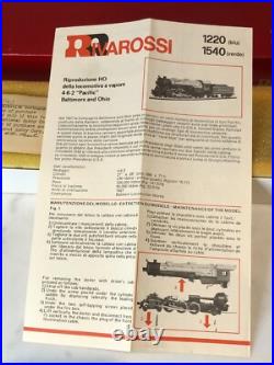 Rivarossi HO Scale Baltimore & Ohio Locomotive Engine / Passenger Cars Set 1540 Rivarossi HO Scale Baltimore & Ohio Locomotive Engine / Passenger Cars Set 1540
