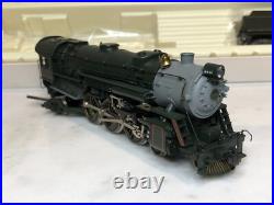Rivarossi HO Scale Baltimore & Ohio Locomotive Engine / Passenger Cars Set 1540 Rivarossi HO Scale Baltimore & Ohio Locomotive Engine / Passenger Cars Set 1540