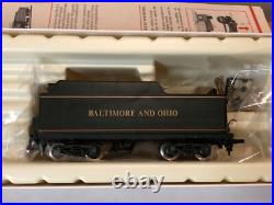 Rivarossi HO Scale Baltimore & Ohio Locomotive Engine / Passenger Cars Set 1540 Rivarossi HO Scale Baltimore & Ohio Locomotive Engine / Passenger Cars Set 1540