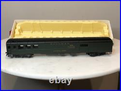 Rivarossi HO Scale Baltimore & Ohio Locomotive Engine / Passenger Cars Set 1540 Rivarossi HO Scale Baltimore & Ohio Locomotive Engine / Passenger Cars Set 1540