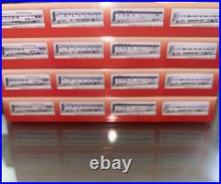 Set Of 8 IHC HO Scale model railroad passenger cars