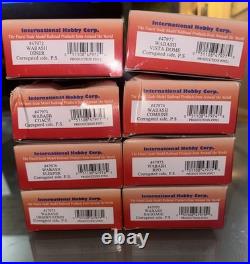 Set Of 8 IHC HO Scale model railroad passenger cars