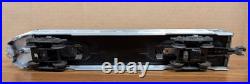 Set of (4) Lionel 2531-2534 Silver Series Aluminum Passenger Car Set Postwar Set of (4) Lionel 2531-2534 Silver Series Aluminum Passenger Car Set Postwar