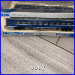 TOMY HO Scale JNR EF58 Electric Locomotive & 12 Series Passenger Cars Set