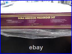 Trains MTH Scale Madison 5-Car Passenger Set 18 Northern Pacific MT4014 New