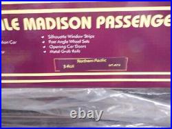 Trains MTH Scale Madison 5-Car Passenger Set 18 Northern Pacific MT4014 New