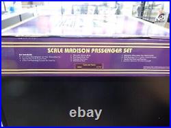 Trains MTH Scale Madison 5-Car Passenger Set 18 Texas +Pacific MT4009 New