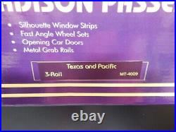 Trains MTH Scale Madison 5-Car Passenger Set 18 Texas +Pacific MT4009 New