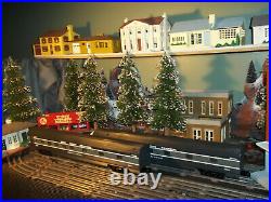 Trains williams new york central 72' streamliner 2 car passenger set